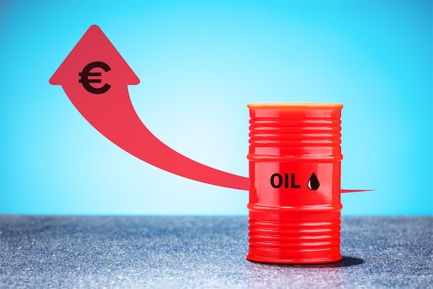 Baril de pétrole signe euro et rouge flèche vers le haut Le prix du pétrole est en hausse