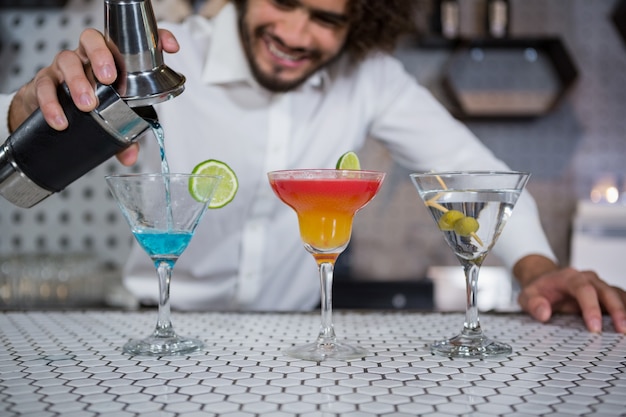Barman, Verser, Cocktail, Lunettes
