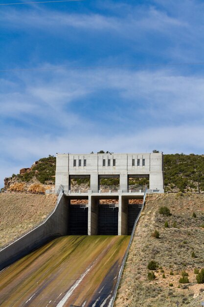 Barrage près du réservoir d'Alcova dans le Wyoming.