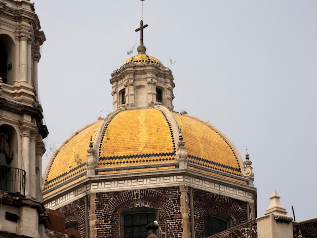 Basilique de Notre-Dame de Guadalupe à Mexico