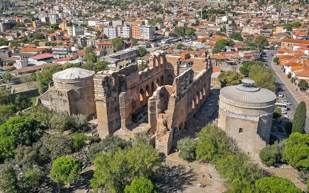 Basilique de la salle rouge à Bergame. Ruines d'un temple de l'époque romaine