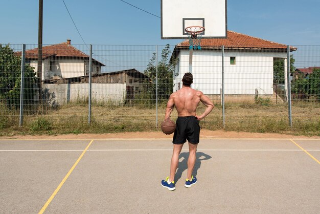 basketteur, tir, dans, a, cour de récréation