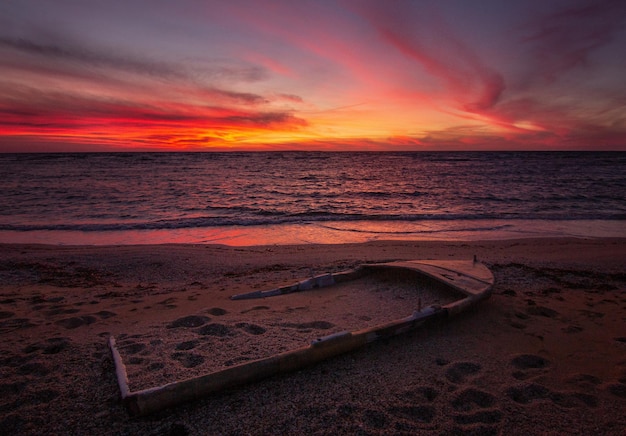 Le bateau et le coucher de soleil