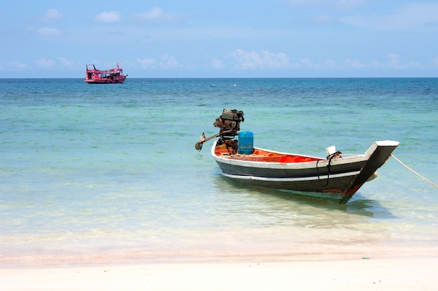 Bateau sur une plage