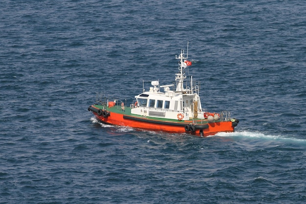 Bateau de sécurité côtière