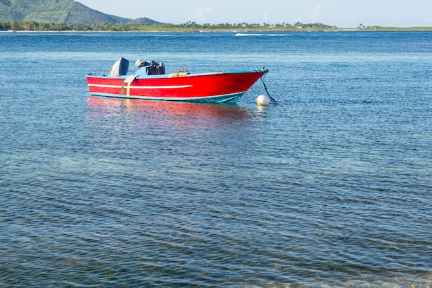 Bateaux de la Baie de L'Embouchure dans l'eau