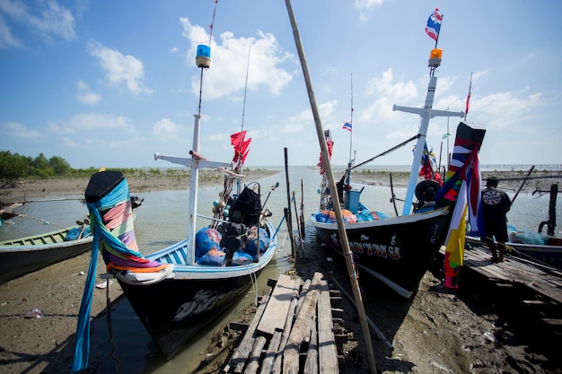 Des bateaux de pêche dans la province du Sichon, dans le sud de la Thaïlande