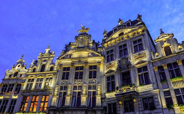 Photo bâtiment maison du roi maison des rois c'est un musée sur la grand place au centre de bruxelles