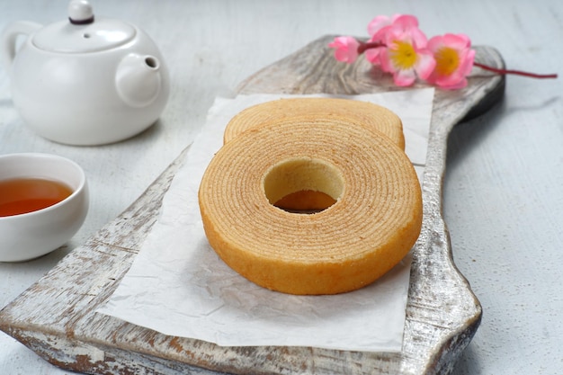 Baumkuchen ou gâteau d'arbre ou gâteau de bûche est un allemand typique, et aussi populaire au Japon comme dessert sucré