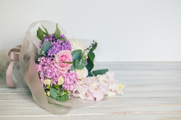 Beau bouquet de fleurs