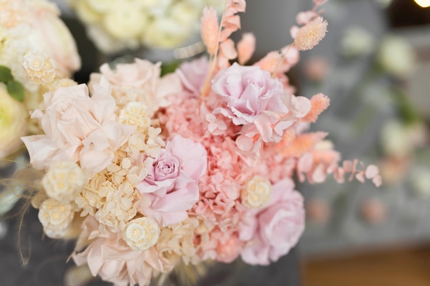 un beau bouquet de mariage pour la mariée