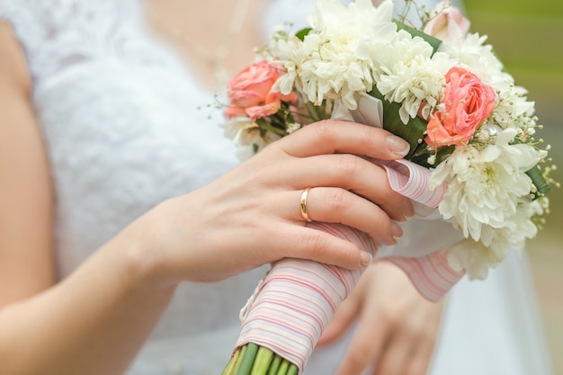 Beau bouquet de mariage