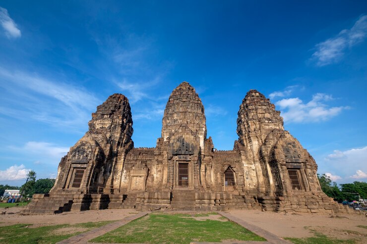 Beau château antique en Thaïlande.
