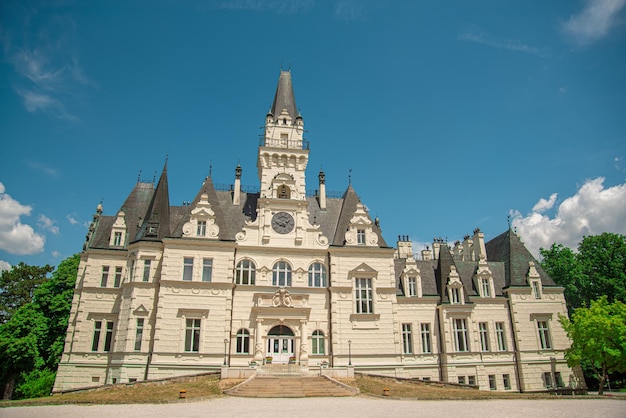 Beau château historique de Budmerice.Slovaquie, Europe.