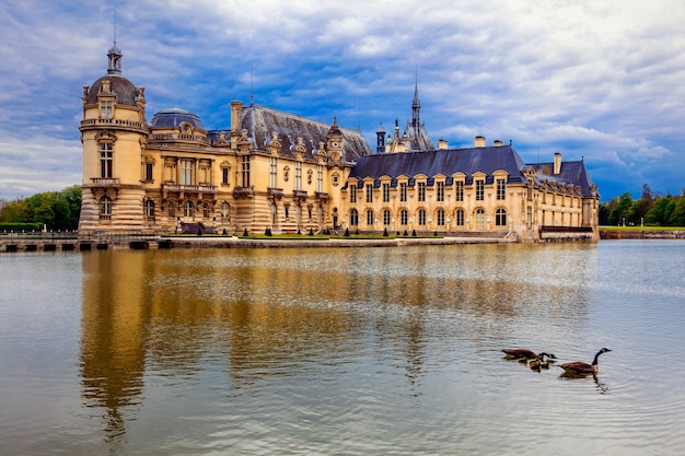 Beau château romantique Château de Chantilly