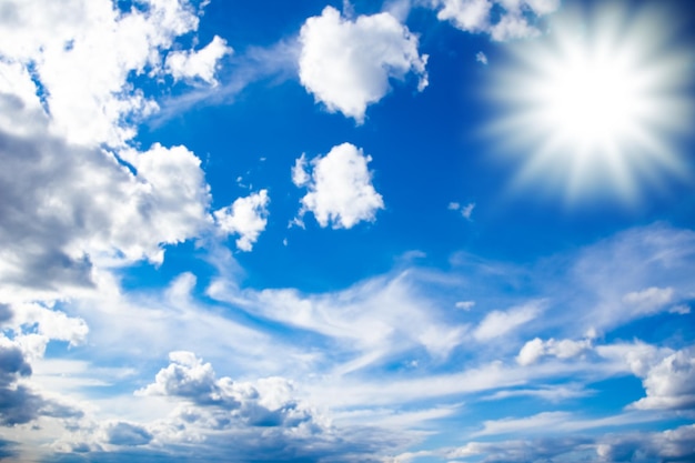 Photo un beau ciel nuageux dans la nature dans une atmosphère d'air pur