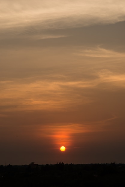 Beau ciel Quand le soleil brille