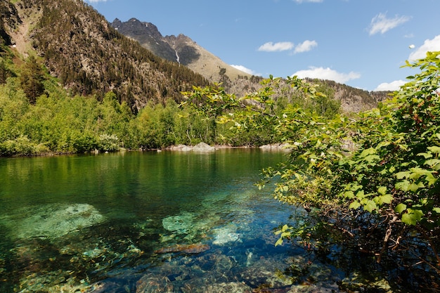 Beau lac de montagne, lacs baduk