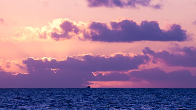 Beau lever de soleil à Key West, en Floride.