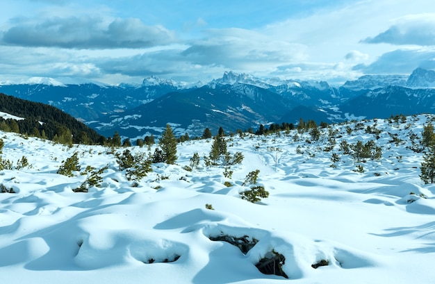 Beau paysage de montagne d'hiver. (Rittner Horn, Italie)