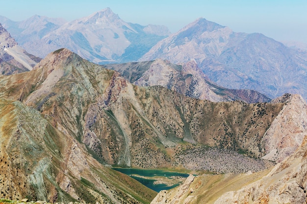 Beau paysage des montagnes Fanns, Tadjikistan