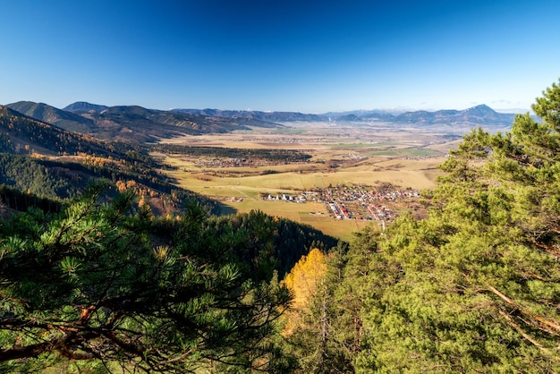 Beau paysage de montagnes Vue depuis la colline Demanovska Hora dans les Basses Tatras Slovaquie