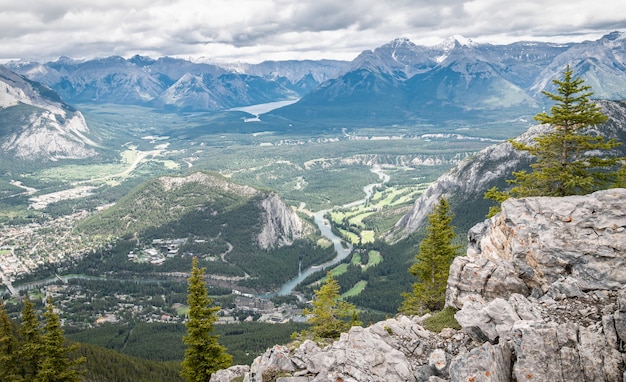 Photo beau paysage naturel en plein air