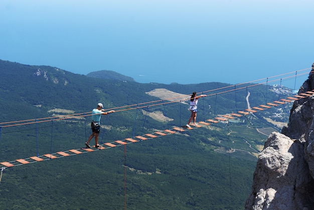 Beau paysage visible sur les montagnes de ai petri à yalta