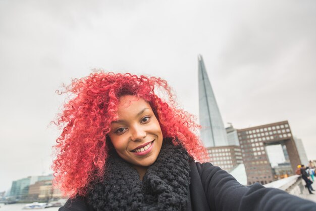 Beau portrait de femme redhair à Londres