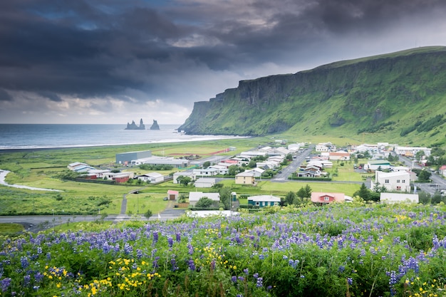 Beau village Vik au sud de l'Islande