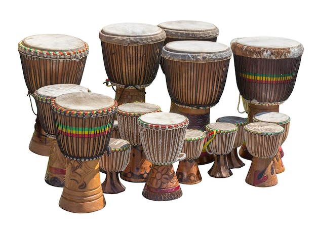 beaucoup de tambours africains
