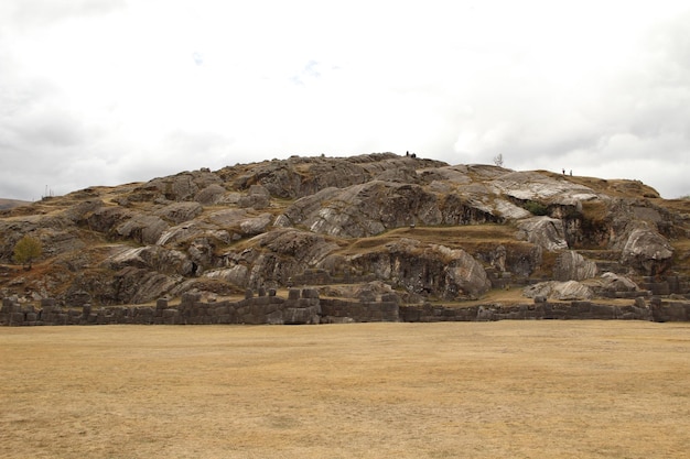 Beaux bâtiments dans la Vallée Sacrée à Sacsayhuaman Pérou