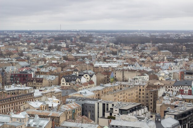 Beaux bâtiments à Riga, Lettonie. Balade à Riga en mars 2020.