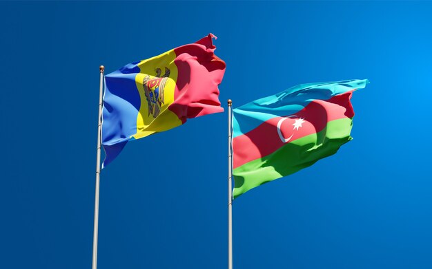 Beaux drapeaux d'état national au fond de ciel