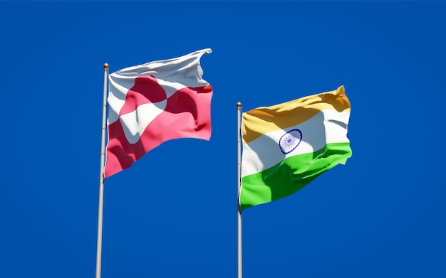 Photo beaux drapeaux nationaux du groenland et de l'inde ensemble