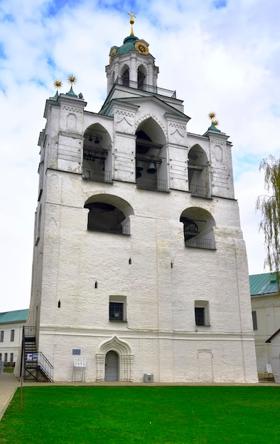 Photo beffroi du kremlin de iaroslavl