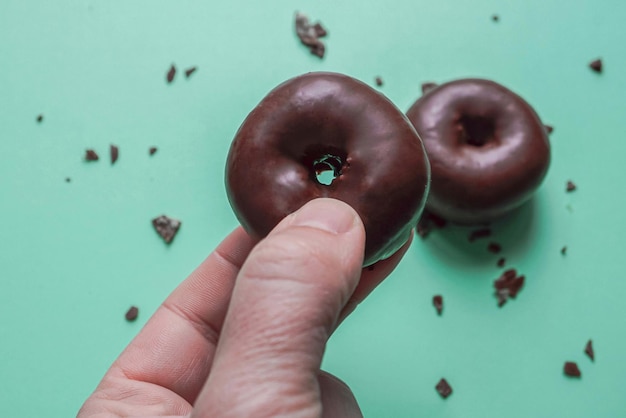 beignet au chocolat savoureux pour le brunch, aliments malsains