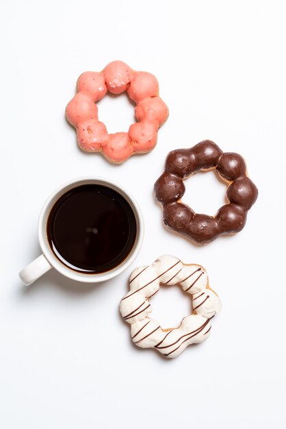 Beignet avec pépites colorées