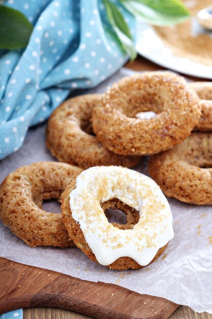 Beignets aux pommes avec glaçage