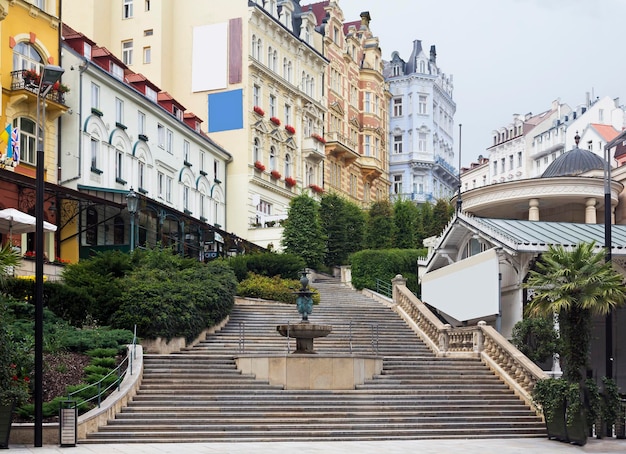 Bel immeuble à Karlovy Vary