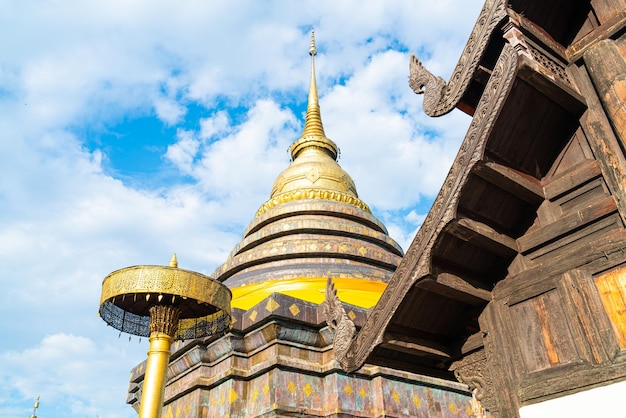 Belle architecture à Pra That Lampang Luang en Thaïlande