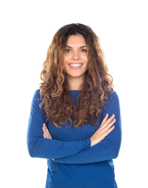 Belle femme aux cheveux ondulés isolé sur fond blanc