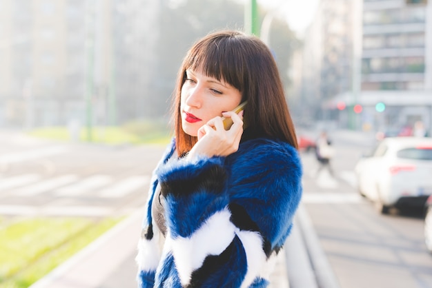 belle femme à l&#39;extérieur