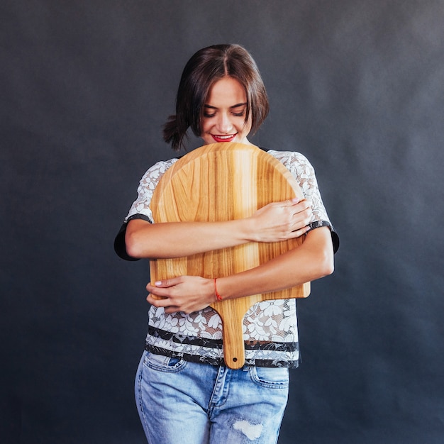 Belle Jeune Femme Avec Une Planche De Bois