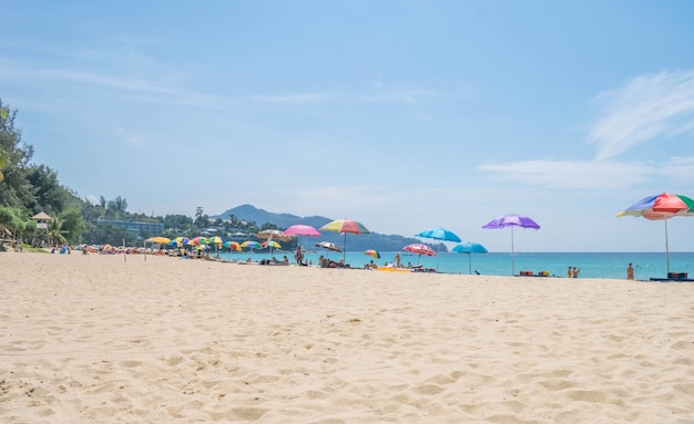 Photo belle plage d'été de phuket en thaïlande