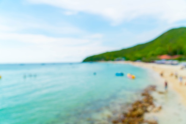 belle plage tropicale à Koh Larn à Pattaya