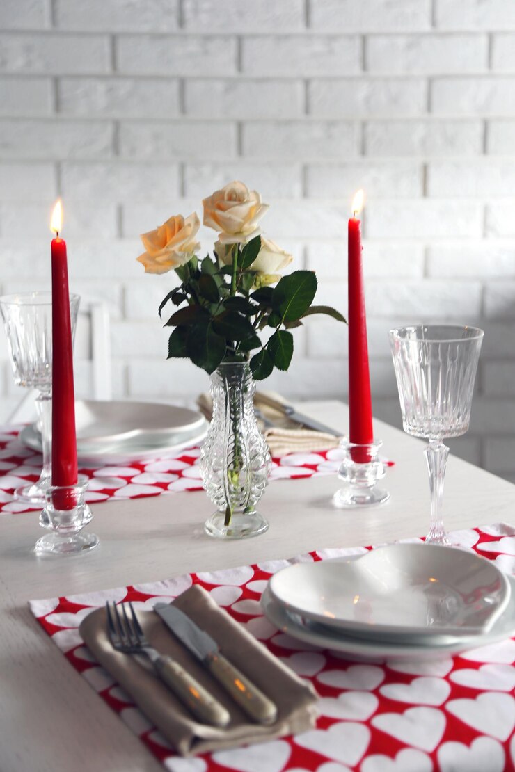 Photo une belle table en gros plan.