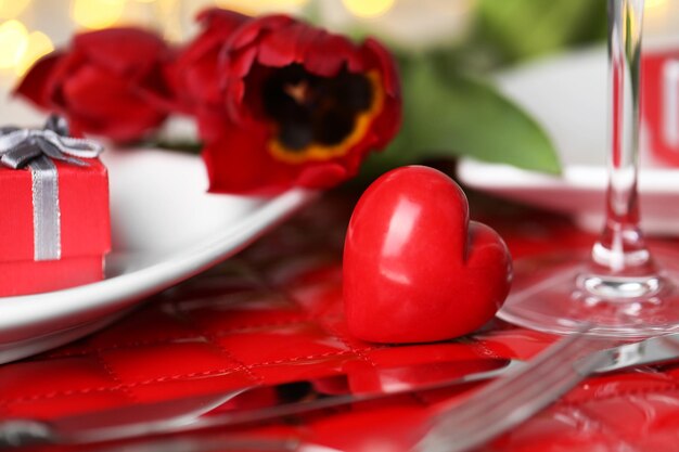 Belle table romantique pour la Saint-Valentin