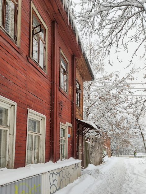 Belle vieille maison en bois