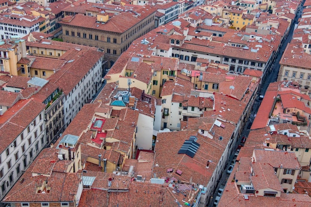 Belle vue aérienne de Florence depuis la plate-forme d'observation du Campanile di Giotto